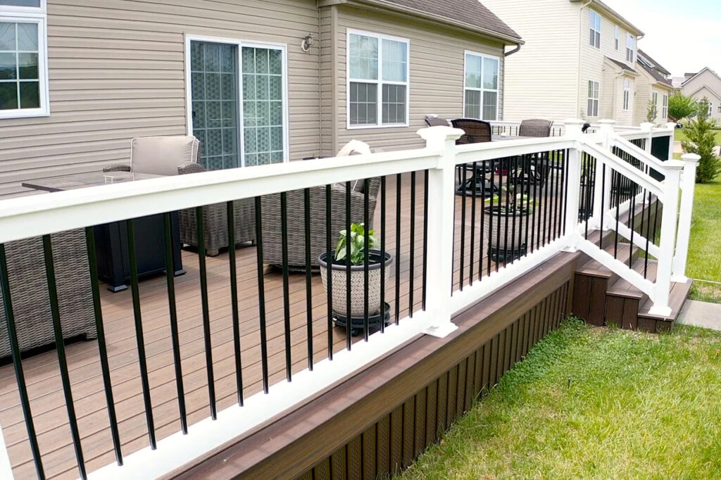 Deck and Siding Project 17 - Lexington KY