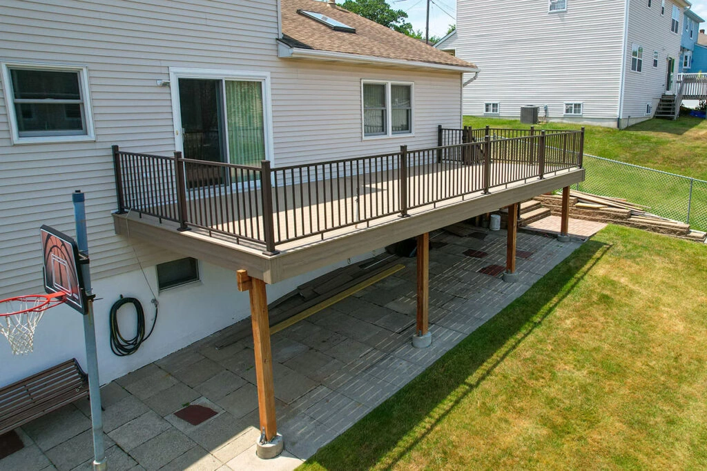 Deck and Siding Project 18 - Lexington KY