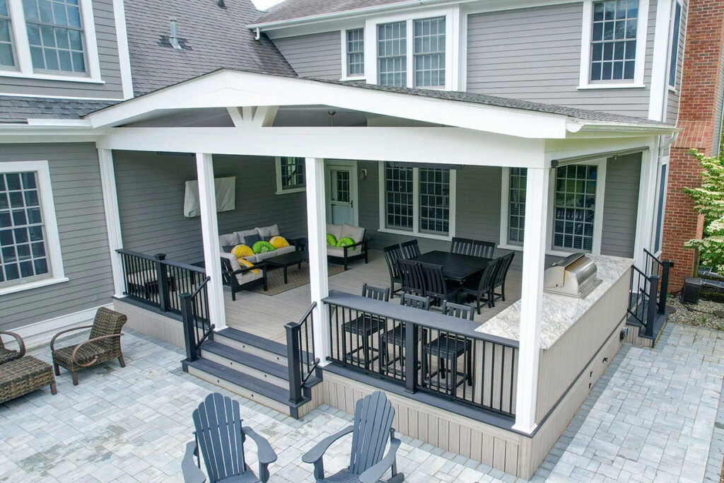 Deck and Siding Project 19 - Lexington KY