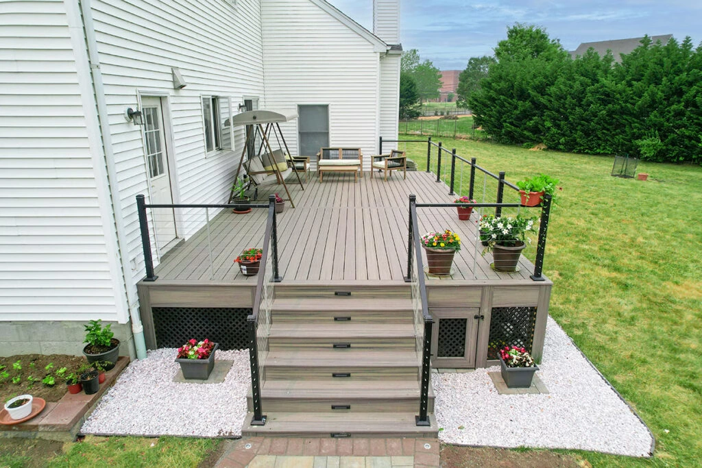 Deck and Siding Project 9 - Lexington KY