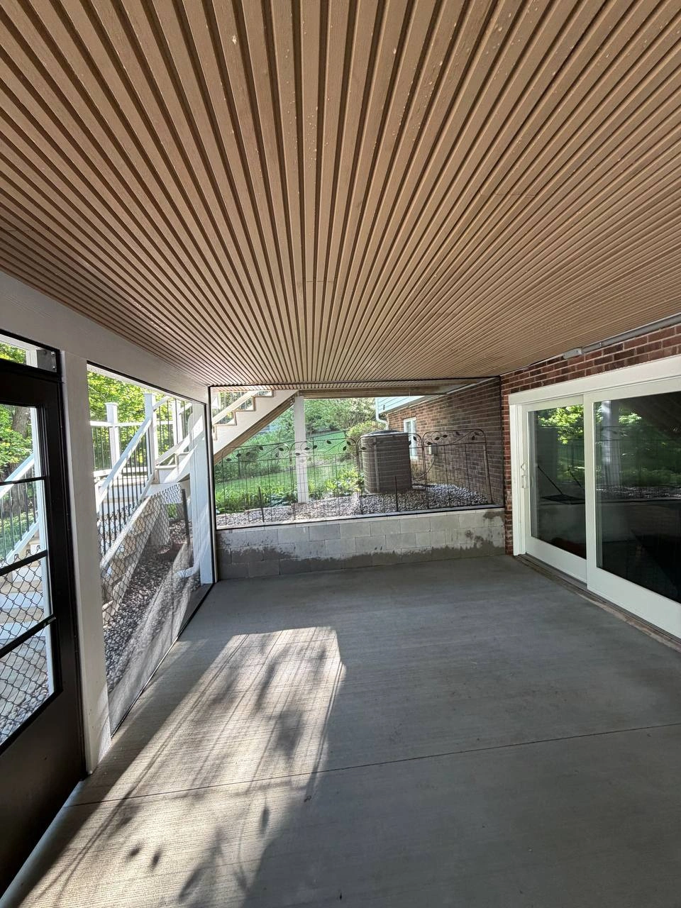 Deck and Siding Project 11 - Lexington KY